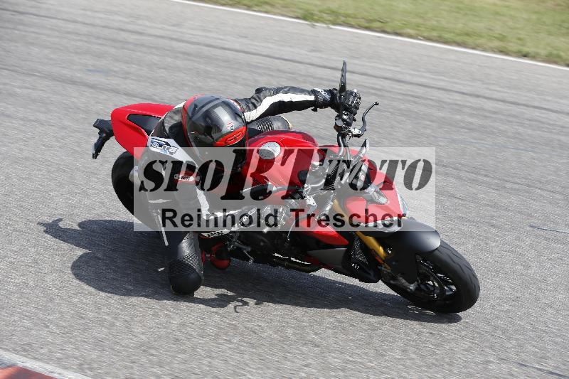 /27 12.06.2025 Ducati Schweiz Trackday Warmup  ADR/gelb-jeaune/ohne